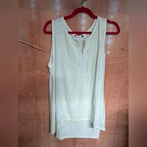 White v-neck sleeveless blouse size medium
